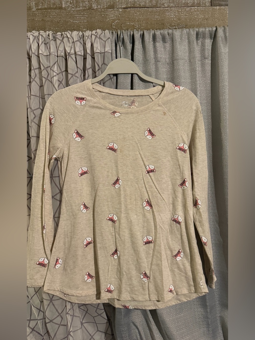 Beige Fox Print Long-Sleeve KidsTop